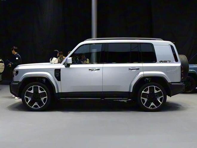 月上市网传或卖20-30万还会有人买？瓦力棋牌游戏iCAR V27将于明年3(图12)